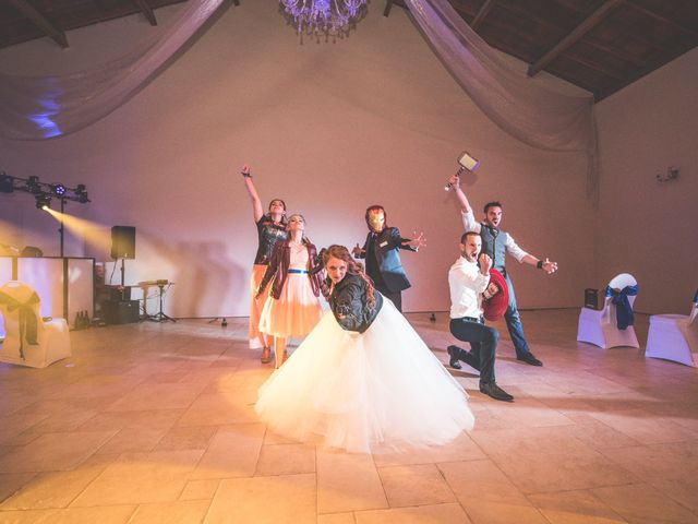 Le mariage de Stéphane et Isabelle à Montbrison, Drôme 22