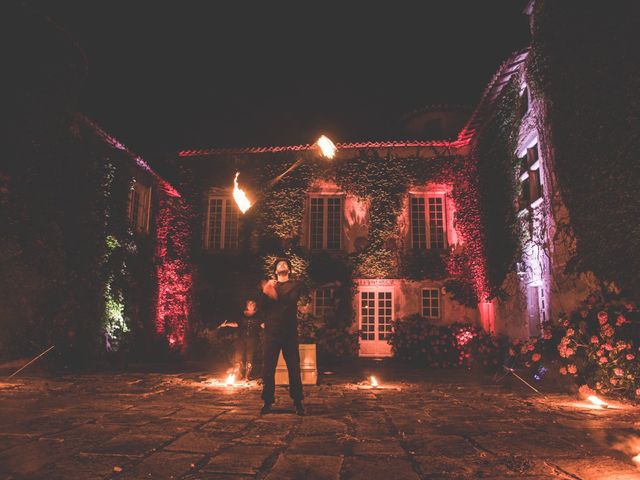 Le mariage de Stéphane et Isabelle à Montbrison, Drôme 24