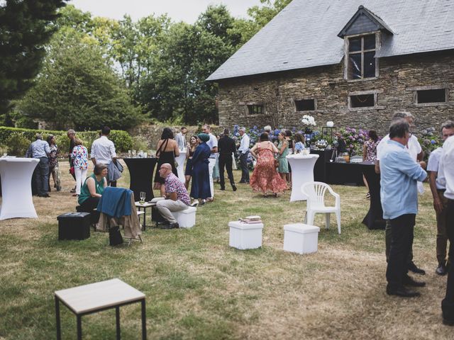 Le mariage de William et Margot à Augan, Morbihan 35