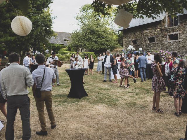 Le mariage de William et Margot à Augan, Morbihan 41