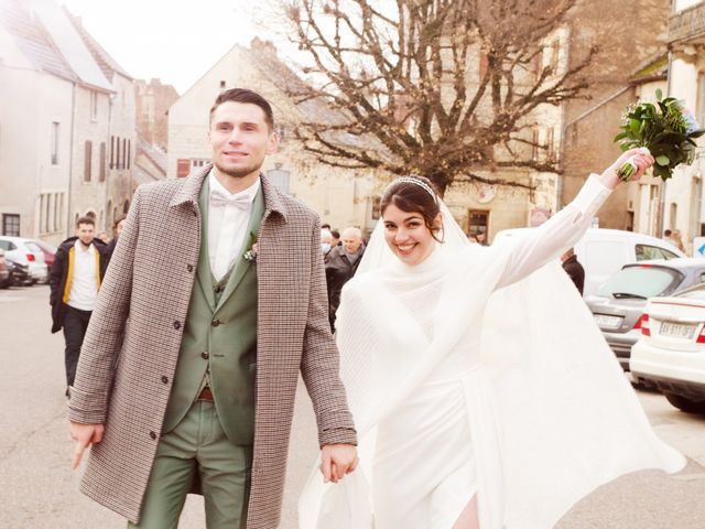 Le mariage de Jimmy  et Inès  à Pesmes, Haute-Saône 3