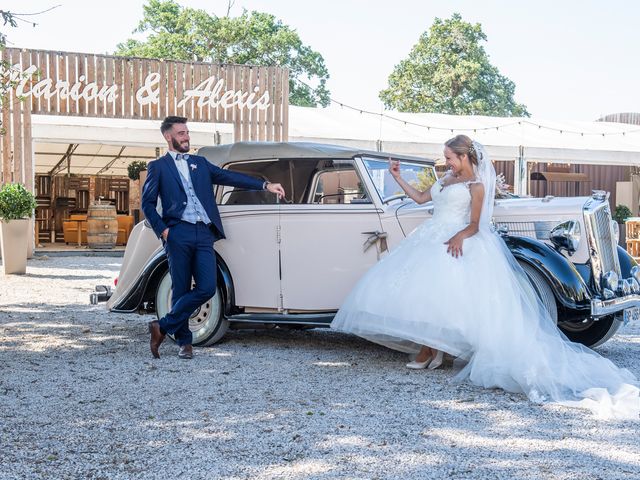 Le mariage de Alexis et Marion à Parthenay, Deux-Sèvres 2