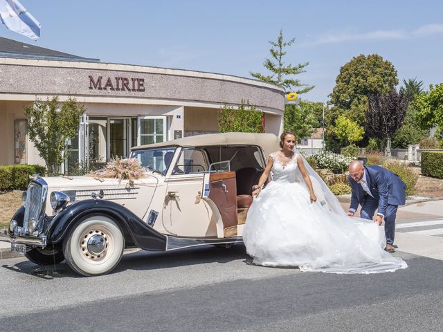 Le mariage de Alexis et Marion à Parthenay, Deux-Sèvres 16