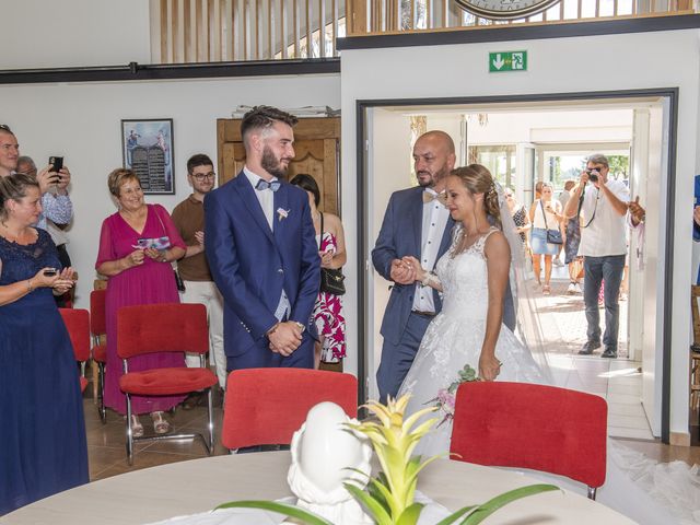 Le mariage de Alexis et Marion à Parthenay, Deux-Sèvres 19