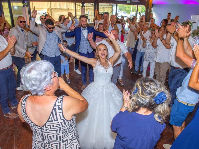 Le mariage de Alexis et Marion à Parthenay, Deux-Sèvres 40