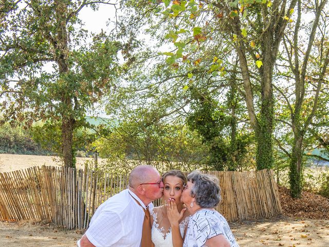 Le mariage de Alexis et Marion à Parthenay, Deux-Sèvres 49