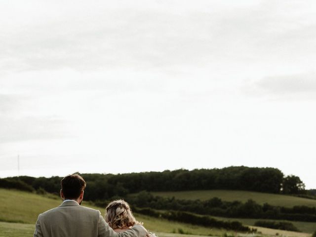 Le mariage de Laurent et Camille à Saint-Jean-Poutge, Gers 3