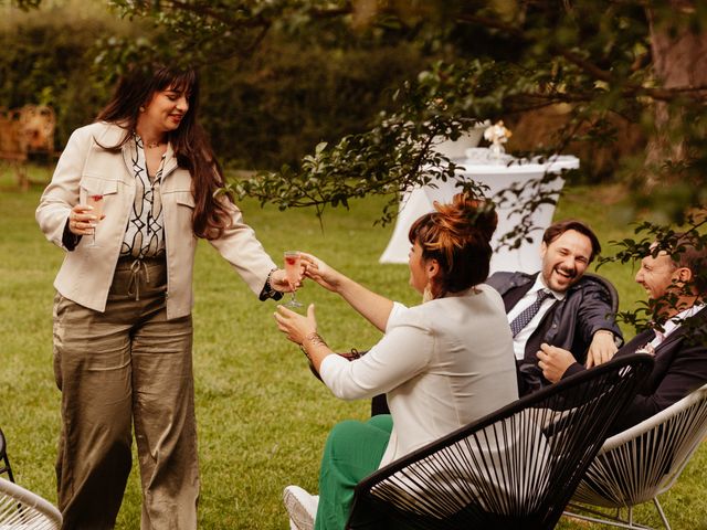 Le mariage de Laurent et Camille à Saint-Jean-Poutge, Gers 74