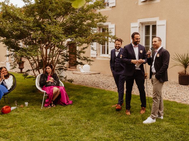 Le mariage de Laurent et Camille à Saint-Jean-Poutge, Gers 89