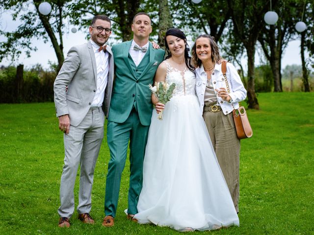 Le mariage de Arnaud et Stéphanie à Champagné, Sarthe 44