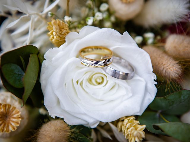 Le mariage de Arnaud et Stéphanie à Champagné, Sarthe 1