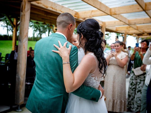 Le mariage de Arnaud et Stéphanie à Champagné, Sarthe 41