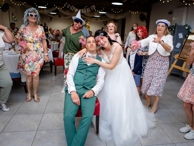 Le mariage de Arnaud et Stéphanie à Champagné, Sarthe 49