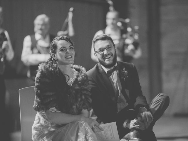 Le mariage de Romain et Marine à Charleville-Mézières, Ardennes 17