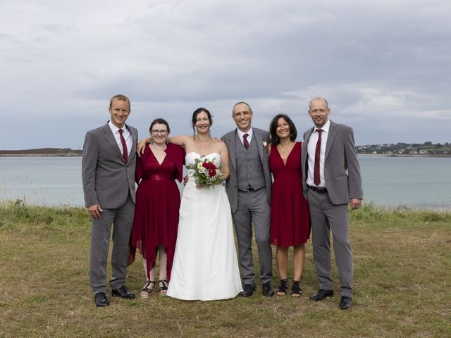 Le mariage de Sylvain et Céline à Saint-Pabu, Finistère 23