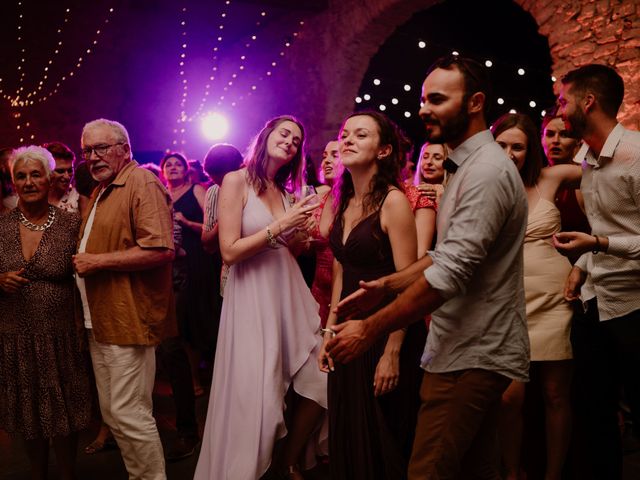 Le mariage de Mathieu et Romane à Montjoyer, Drôme 57