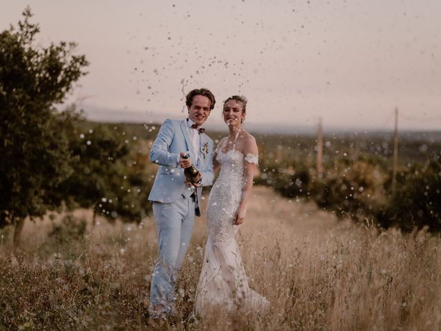 Le mariage de Mathieu et Romane à Montjoyer, Drôme 77