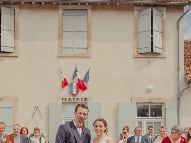 Le mariage de Charles et Marie à Ainay-le-Vieil, Cher 3