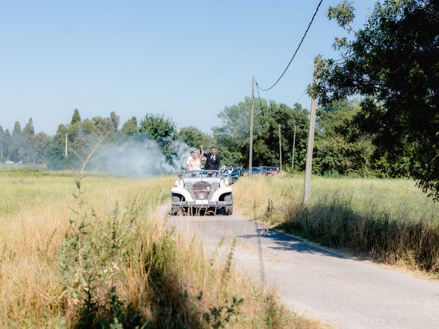 Le mariage de Nicolas et Harmony à Eyguières, Bouches-du-Rhône 24
