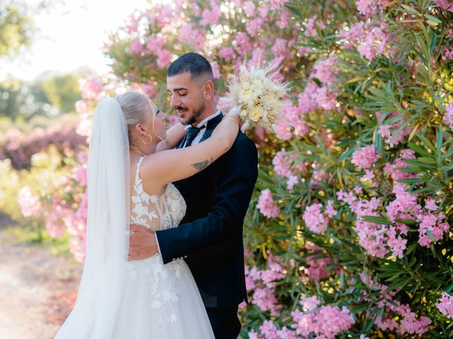 Le mariage de Nicolas et Harmony à Eyguières, Bouches-du-Rhône 27