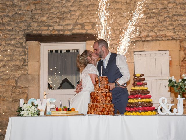 Le mariage de Johan et Aurélia à Saint-James, Manche 29