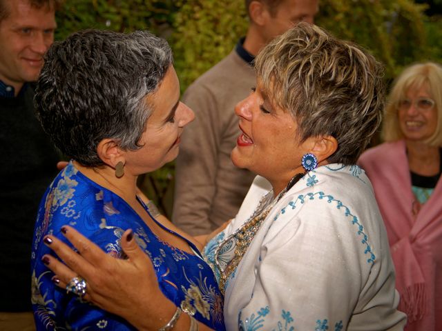 Le mariage de Catherine et Sophie à Le Raincy, Seine-Saint-Denis 16