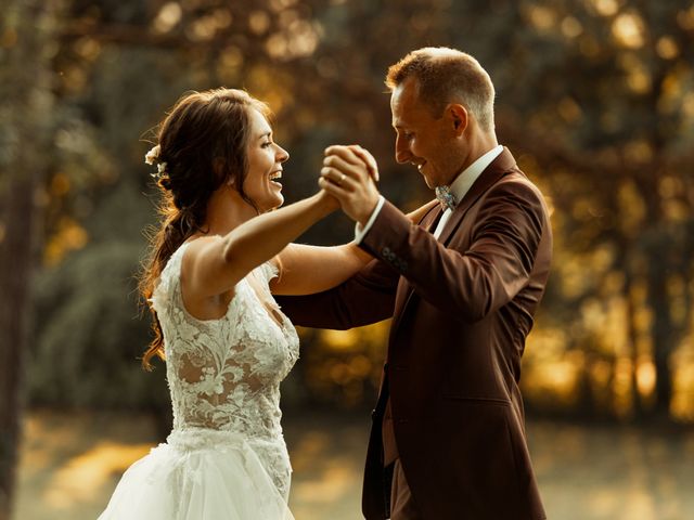 Le mariage de Anthony et Caroline à Annecy, Haute-Savoie 27