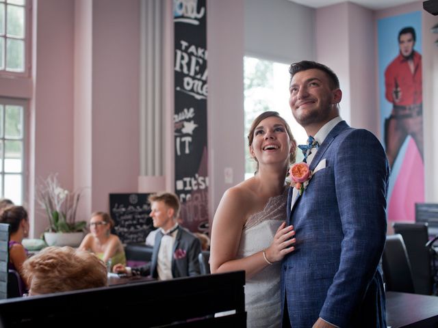 Le mariage de Romain et Clémence à Charleville-Mézières, Ardennes 26