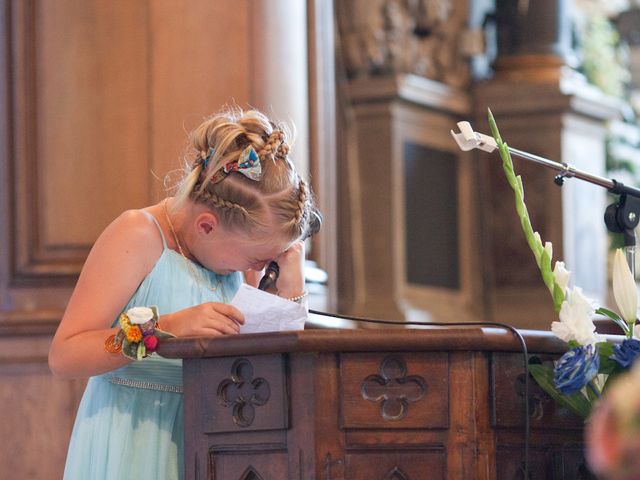 Le mariage de Romain et Clémence à Charleville-Mézières, Ardennes 13