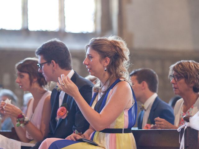 Le mariage de Romain et Clémence à Charleville-Mézières, Ardennes 16