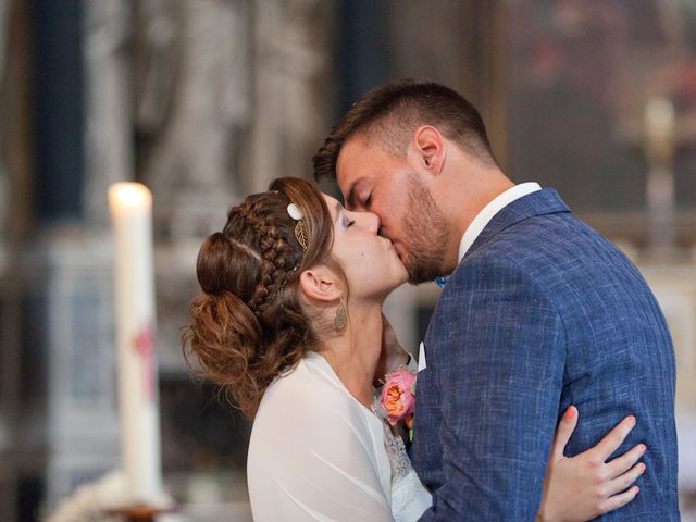 Le mariage de Romain et Clémence à Charleville-Mézières, Ardennes 22