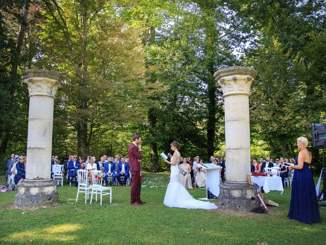 Le mariage de Martin et Alexandra à Vonnas, Ain 15