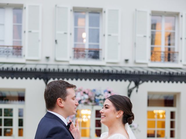 Le mariage de Maxim et Cristina à Paris, Paris 19
