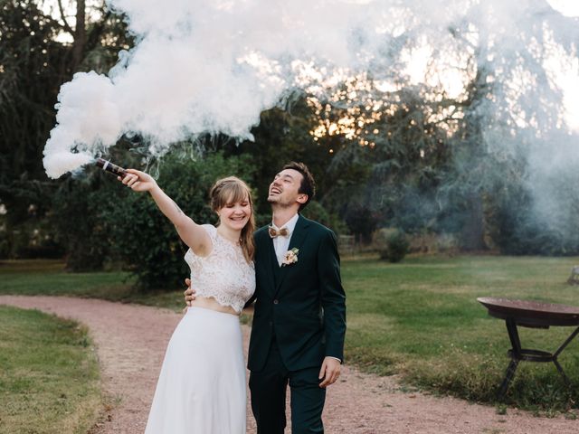 Le mariage de Théo et Emilie à Cordelle, Loire 61