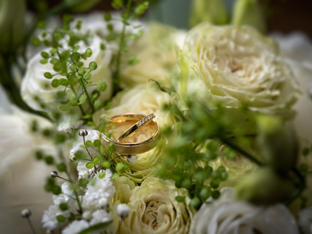 Le mariage de Manuel et Laura à Istres, Bouches-du-Rhône 57