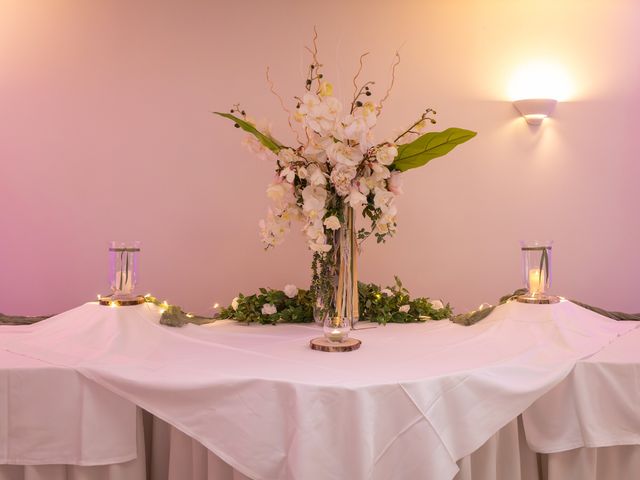 Le mariage de Manuel et Laura à Istres, Bouches-du-Rhône 200