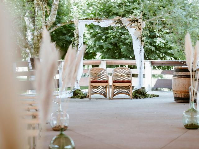 Le mariage de Julien et Laure Aude à Pruzilly, Saône et Loire 46