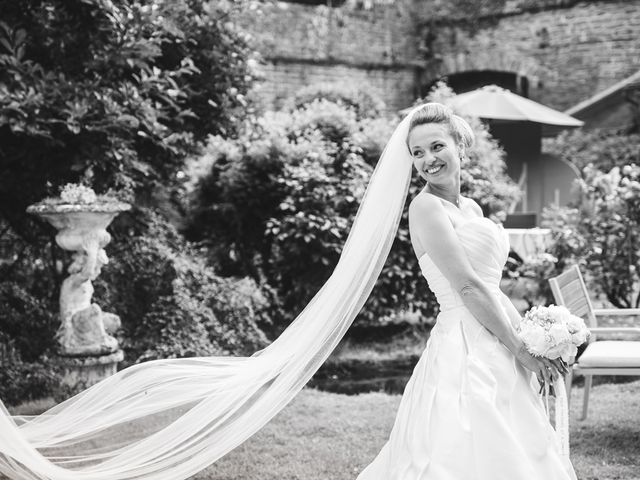 Le mariage de Aurélie et Frédéric à Pont-l&apos;Abbé, Finistère 48