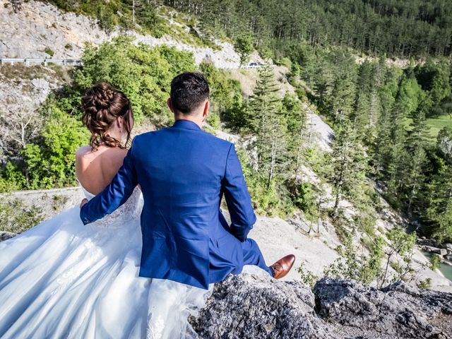 Le mariage de Eddy et Justine à Châtillon-en-Diois, Drôme 12