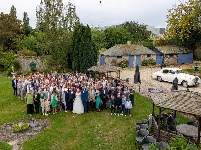 Le mariage de Mathieu et Mathilde à Saint-Malo, Ille et Vilaine 12