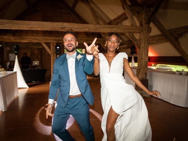 Le mariage de Romain et Inna à Choué, Loir-et-Cher 33