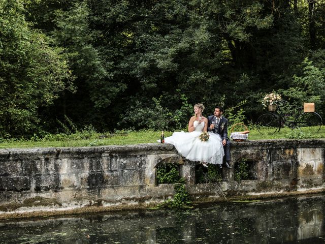 Le mariage de Gaylord et Caroline à Salignac-sur-Charente, Charente Maritime 11