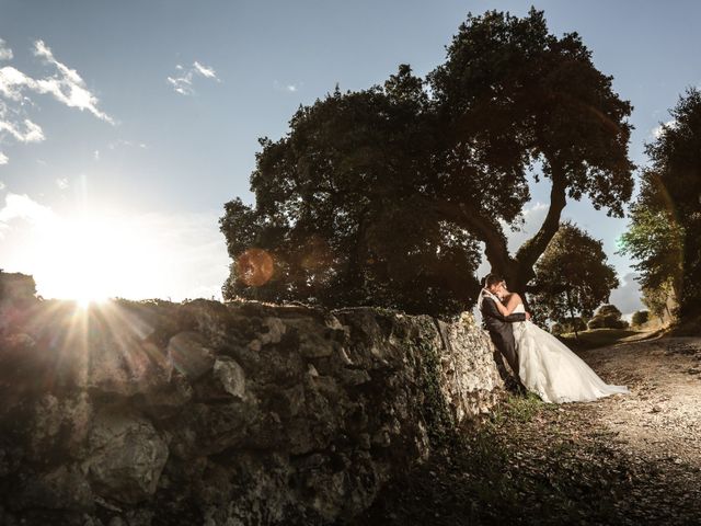 Le mariage de Gaylord et Caroline à Salignac-sur-Charente, Charente Maritime 16