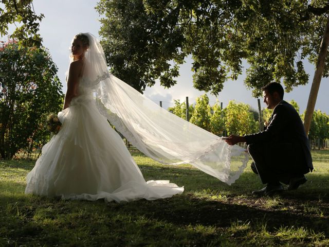 Le mariage de Gaylord et Caroline à Salignac-sur-Charente, Charente Maritime 17