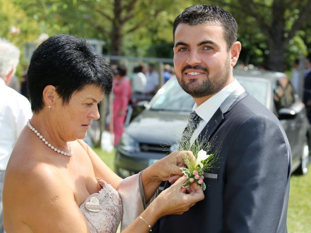 Le mariage de Gaylord et Caroline à Salignac-sur-Charente, Charente Maritime 28