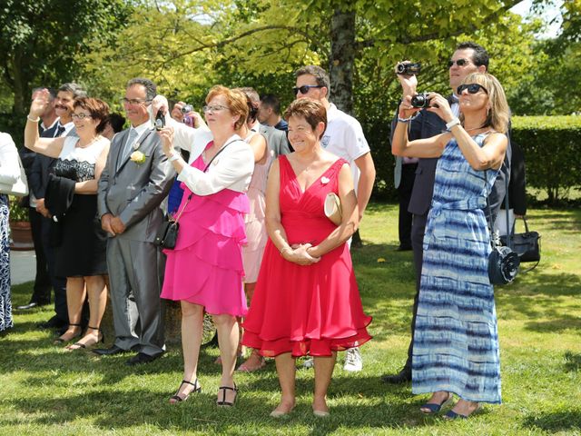 Le mariage de Gaylord et Caroline à Salignac-sur-Charente, Charente Maritime 30