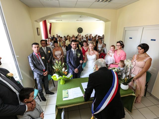 Le mariage de Gaylord et Caroline à Salignac-sur-Charente, Charente Maritime 37