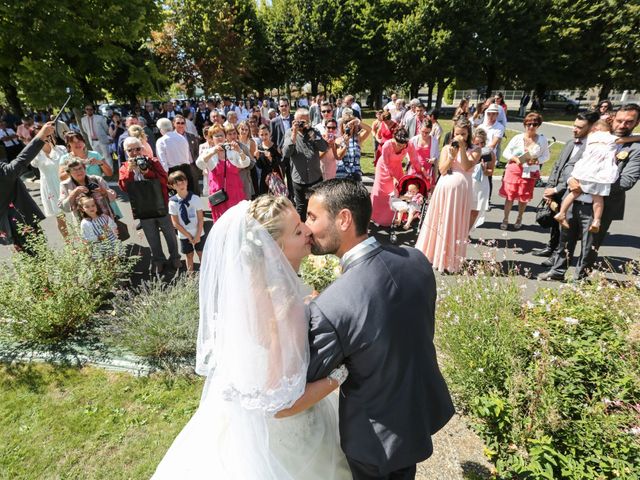 Le mariage de Gaylord et Caroline à Salignac-sur-Charente, Charente Maritime 41