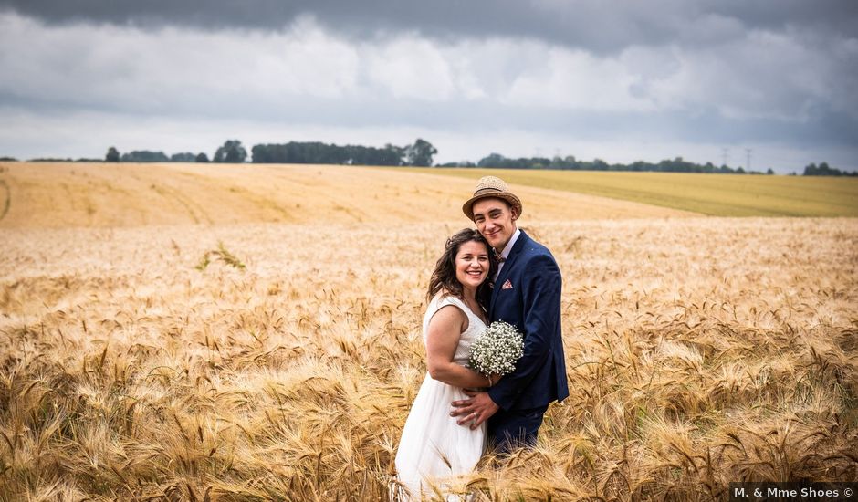 Le mariage de Thomas et Nolwenn à Saint-Vaast-du-Val, Seine-Maritime