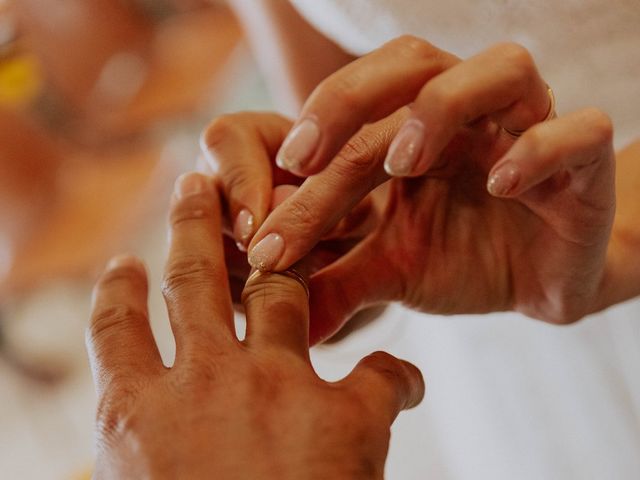 Le mariage de Sophie et Jordi à Morlet, Saône et Loire 28